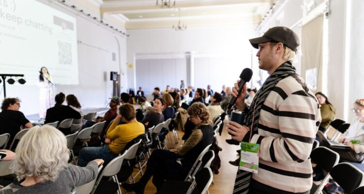 Will standing talking from a conference audience